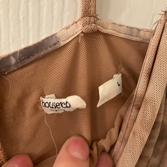 House of CB Aiza Dress L Cream Floral/Cheetah Print - Picture 8 of 10